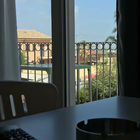 Andrea Vacanze L'ancora Lägenhetshotell *