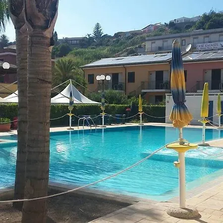 Apartahotel Andrea Vacanze L'ancora