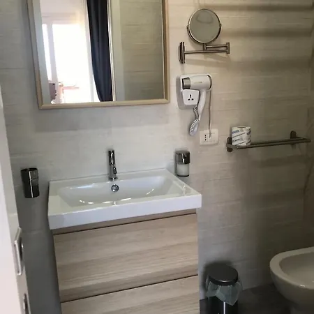 Apartahotel Andrea Vacanze L'ancora 4*